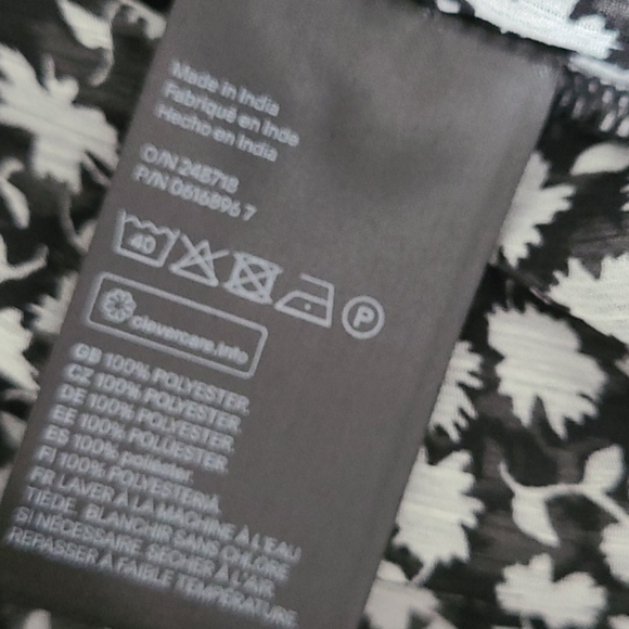 Floral tunic blouse - Picture 7 of 7